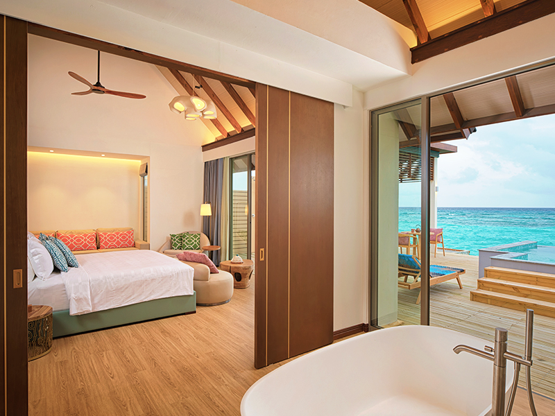 Meyyafushi_Water Pool Villa 05_800x600px